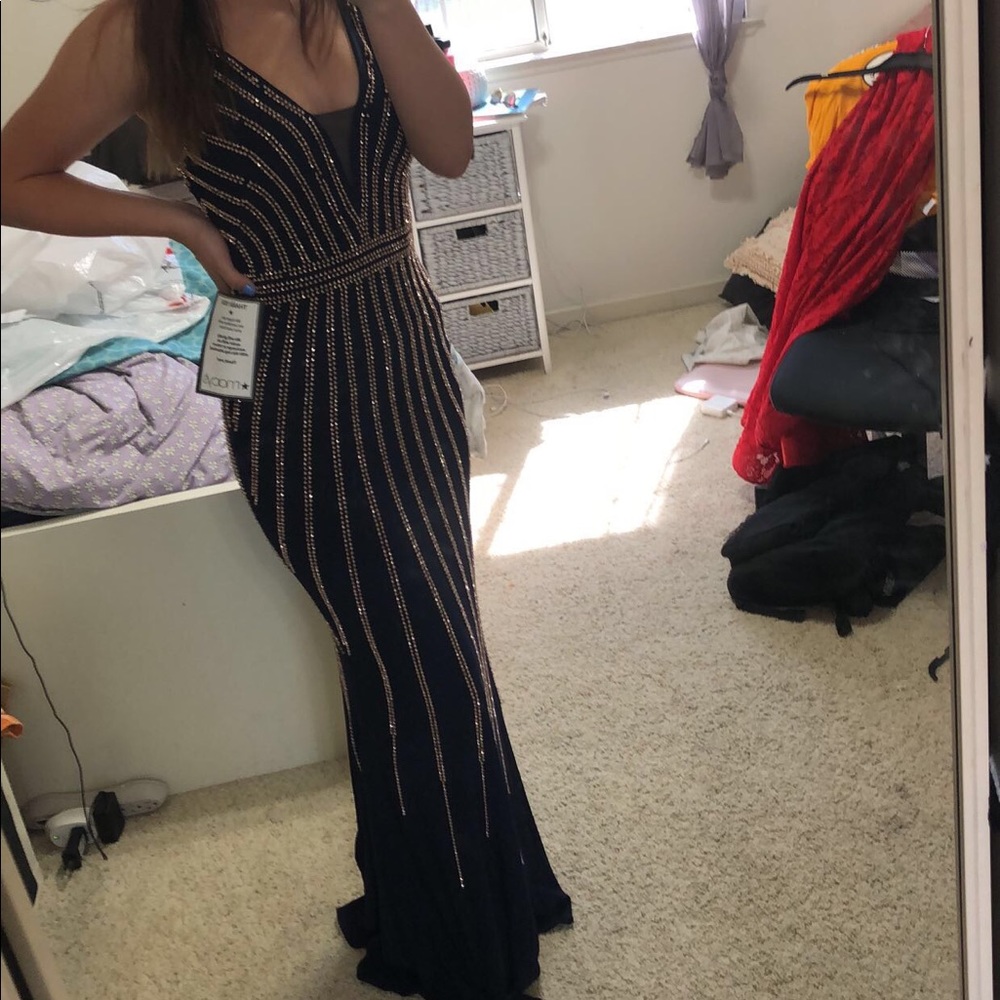 beautiful navy blue prom dress